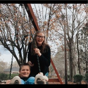 Meet your Posher, Maddie